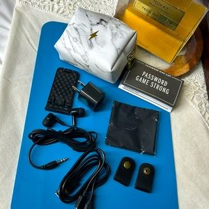 🖤NEW💕J CREW PINCH KIT